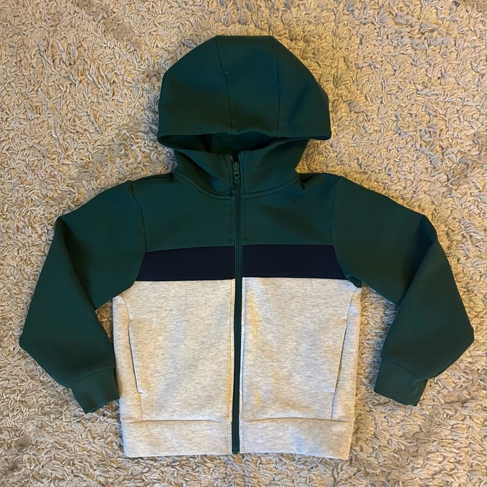 Uniqlo zip hoodie jacket, youth size 7-8yo